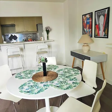 Appartement Le Crosne- Duplex Centre
